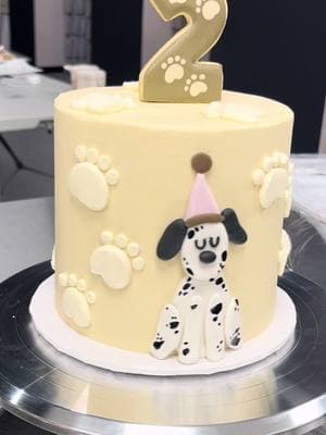 bad 2 the bone >:) #cake #cakedecorating #cakeartist #birthdaycake #baker #pastrychef #businessowner #satisfying #mke #414 #buttercream #frosting #milwaukee #wisconsin #puppy #dog 