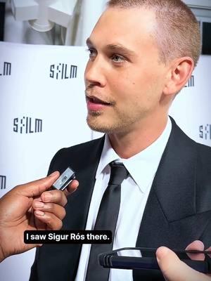 I need to touch his head. 🥹😁🥰 Austin Butler shares what San Francisco reminds him of.  #outsidelands  #sffilm #filmfestival  Video source/credit:  sfstandard on IG Austin Butler presented the Irving M. Levin Award for Film Direction to Denis Villeneuve at SFFILM on 12/9.   #denisvilleneuve  #austinbutler #dunemovie  #timotheechalamet #zendaya  #florencepugh #austinbutlerfan  #austinbutlerfans #austinbutleredit  #austinbutlerissofine #typ #foryou  #foryoupage #trending  #celebritycrush #healthydelulu  Known for:#bikeriders #andaustin  #dunemovie #dune2 #feydrautha  #mastersoftheair #elvismovie  #elvismovie2022 #elvis  #elvispresley #shannarachronicles  #shannara #wilohmsford #carriediaries #sebatiankydd #icemancometh  #onceuponatimeinhollywood  Upcoming: #Eddington #caughtstealing  #cityonfire #americanspeed #heat2 