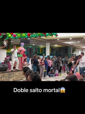 #doble #saltomortal #😱😱😱 #el payaso #chonitooficial #super #viraltiktok 