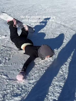 Is this relatable?🤦🏼‍♀️🙂‍↕️  #snowboardtok #snowboardtiktok #snowboardinggirl #snowboard #skiresort #humor #vacationmode #snowboarding #ski #skitiktok #funny #relatable 