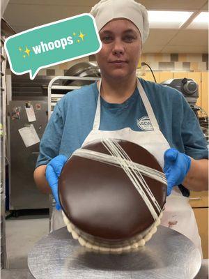 ✨whoops✨ black & white cake #creatorsearchinsights #cake #cakedecorating #fypシ゚viral #cakevideo #cakedecorator #caketok #fail #whoops #buttercream #chocolate 