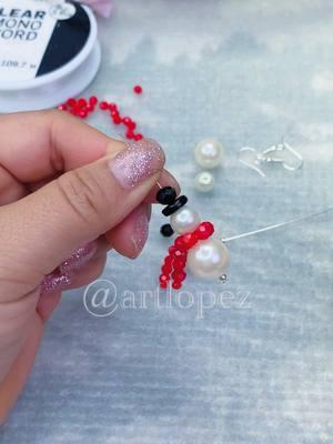 Diy…Aretes para Navidad ♥️#aretes muñecos de nieve #DIY #cristmas #craft #aretes #earrings #jewelry #pendant #accessories #tutorial #fyp #tips #ideas #joyas 