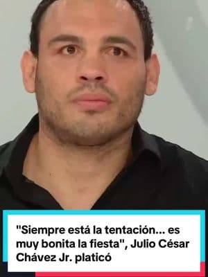 "Siempre está la tentación... es muy bonita la fiesta", Julio César Chávez Jr. platicó ante las cámaras de #LaMesaCaliente cómo cayó y pudo recuperarse de las adicciones y los excesos. #recuperacion #adicciones #juliocesarchavez #excesos #paratii 