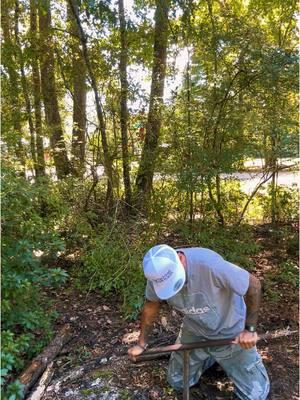 Back at it…. #wormgrunting #fyp #fishingtip #Outdoors #vibrations #DIY #fypシ #gruntingworms #vibration #fypviral #bait #grunt #earthworms #worm #ironandstob #iron #wood #tool #country #woods #dirtyjobs #bream #bass #freshwater #outdoor #old #tradition #method #works #tip #hack #free #LifeHack #fish 