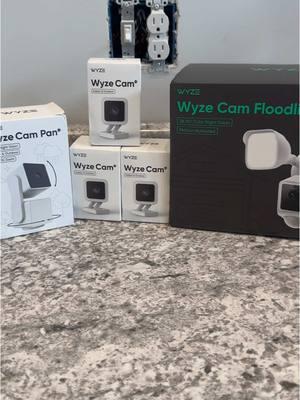 We love our @Wyze cams!!! #highlyrecommend #wyzecam #wyze #camera #security #outdoorcamera #cam #farmlife #momlife #epic #failarmy #hilarious 