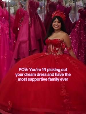 We stan a supportive family!💅✨ New #PlanningMyQuince episodes on @Moda2000’s Youtube every Tuesday! #PlanningMyQuince #moda2000 #Quince #quinceañera #dresses #shopping #quincedress #dressshopping 