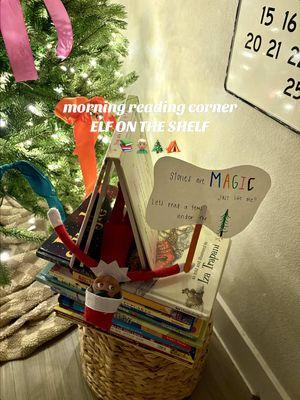 love a little bookworm 📚🐛 #elfontheshelf #easyelfideas #readingcorner #toddlermom #christmasmagic 