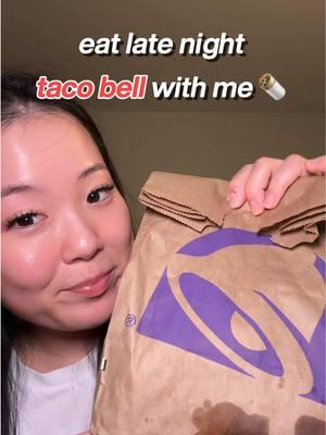 taco bell >>> @tacobell #tacobell #tacobellmukbang #grilledcheeseburrito #burritomukbang #nachofries #cinnabondelights #creatorsearchinsights 