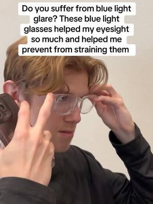 It actualy works #christmas #christmascountdown #christmaspresents #christmasgift #fy #blueligh #bluelightblockingglasess #bluelightglases #bluelights #glasse #glassesareamazing #eyestrain #eyestrainedit #eyetok 