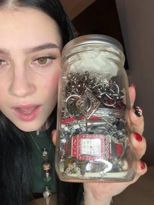 ONE OF THE BEST MYSTERY JEWLERY JARS EVER 😍😍 @The Vintage Muggle / Roxanna KILLED THIS 🫶🏻 pt 1 #mystery #jewlery #jar #mysteryjewelrygirl #imjustagirl #fyp #trending #jewlerylovers #unboxing #mysterybag #mysterybox 