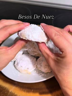 Besos De Nuez #comidamexicana #besosdenuez #mexicanfood #postres #dessert #fyp #LIVEHighlights #LIVEIncentiveProgram #PaidPartnership 