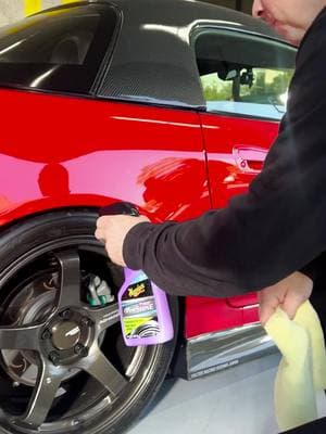 How do you get a high gloss shine that lasts? Hybrid Ceramic Tire Shine #meguiars #tireshine #ceramic #howto #DIY #automotive #s2000 #detailer #CleanTok #detailtok #asmr