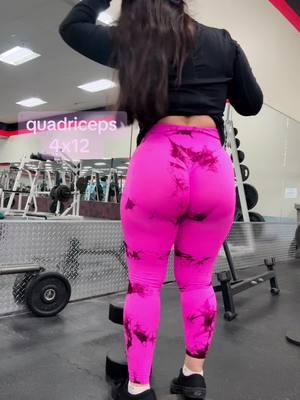 #fypシ #partiii #gymgirls #quadriceps #gymrats #latinafit 