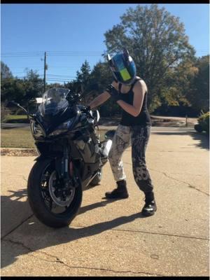 Welcome home Ridge (Ninja 1100sx)!!! #ninja1100sx #kawasakininja #kawasakiriders #bikergirls #bikelifestyle #bikelife #bikersoftiktok #bikergirl #bikerfamily #motochick #motochicksoftiktok #motochicks #bikergirlsoftiktok #motorcyclesoftiktok #fyp #foryoupage #foryou 