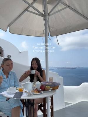 To be eating breakfast in Santorini with this view 🥹 #randomtuesday #greece #travel #santorini 