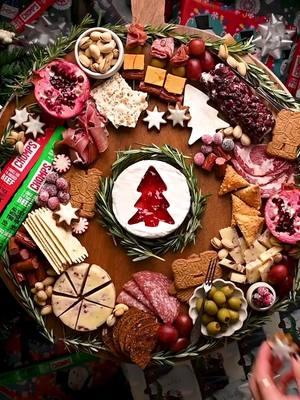 Holiday hosting goals 🤝 protein goals #holidaycharcuterie #chomps #proteinpacked #holidayparty #charcuterie #charcuterieboard 