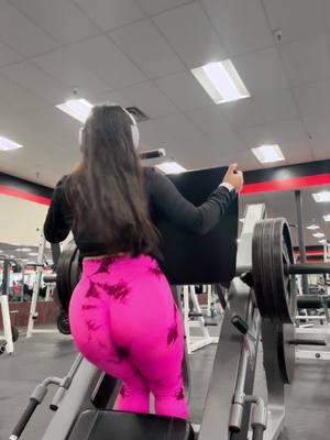 #fypシ #paratiiii #quadriceps #gymgirl #gymrats 