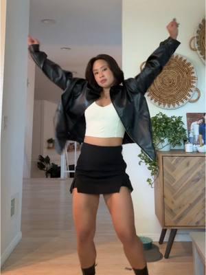 Quick OOTD Dance ✨ Jacket: @SHEIN  Top: @American Eagle  Skort: @Amazon  Boots: Zara #OOTD #fashion #StreetStyle #dance #dancecover #dancechallenge #wokeuplikethis 