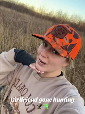 Girlfirend gone hunting…getting the steps in for the day  #hunting #girlfriend #girlfriendofhunter #girlhunter #girlmath #funny #hunt #pheasant #pheasanthunting #huntingdog #birddogs 