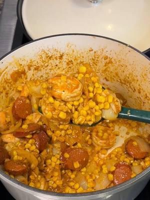 woke up starving so made this first chance I had!! 🦐  seasoning  ingredients 1 tbsp creole seasoning 1.5 tbsp cajun seasoning (added  more when cooking) 1 tbsp old bay 1/2 tbsp lemon pepper 1.5 tbsp smoked paprika (added more when cooking) 1 tbsp garlic powder other ingredients shrimp 2 hot link sausages (Costco) lots of garlic 1 onion 1 can of sweet corn how I made it :) -cook onions first, after 1- 2 min add some of the mixed seasoning -add sausage, half stick of butter, minced garlic, and stir together for about 1-2 min -add corn (make sure it’s been drained), stir for 1-2 min -add some more butter and 1 tbsp of our seasoning, squeeze in some lemon juice -mix and taste (I added a bit more seasoning here) -add some hot sauce (using crystal) -add shrimp, cook 3 min  ENJOY!! #cajunshrimp #boilingcrabrecipe #boilingcrab #creoleseasoning #cajunseasoning #oldbayseasoning #foodiesooj #shrimptok #shrimprecipe #cajunrecipe #hotlinksausage #costcoshrimp 