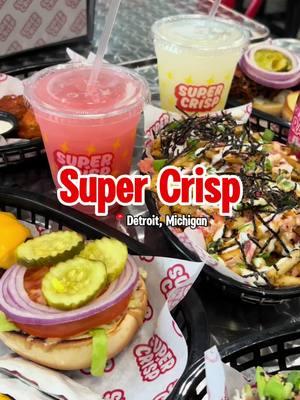 I tried Super Crisp in Detroit, Michigan, and you have to grab a lemonade! 🍋 Their sandwiches—both chicken and burgers—were perfectly seasoned with so much flavor. Don’t skip the wings or sides; everything was so good! Location: 4830 Cass Ave, Detroit, MI 48201 Cost: $$ Attire: Something casual & cute 😌 📸- @bxcca.k #detroitfood #metrodetroitrestaurant #thingstodoindetroit #detroitfoodblogger #detroitfoodie #detroitfoodiefinds #bestofdetroit  #detroitdining  #detroitrestaurant #chickensandwhich #cheeseburger #lemonade 