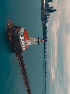 📍chicago harbor lighthouse  Dji mini 4 pro #foryou #explore #drone #fyp #usa #dronephotography @DJI Official #chicago @Chicago 