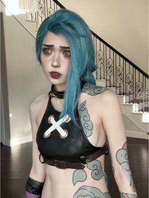 this is the only other tiktok i made as jinx #arcanecosplay #jinxcosplay