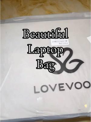 BEAUTIFUL AND LUXURIOUS LAPTOP BAG! PERFECT GIFT THIS HOLIDAY!!  @Lovevook Bags @lovevook_official #lovevooklaptopbag #laptopbag #laptopbagforwomen #businessbag #businesswoman #laptoptotebag 