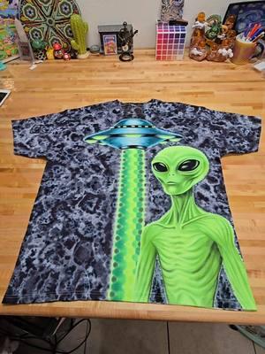 Extraterrestrial  #handmade #artprocess #tiedye #fyp 