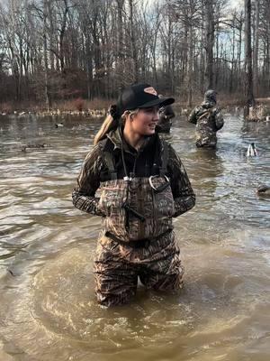 Caught looking at the pintail pulsator !! #fyp #duckhunting #higdonoutdoors #ducks 