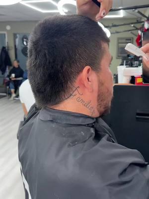 Corte sin maquinas 💈🔥 #barbershop #barberlifestyle #LIVEReason #LIVEIncentiveProgram #PaidPartnership 