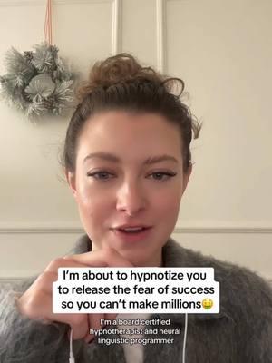 Bringing back my FIRST viral hypnosis video 😎🔥 #manifestation #sixfigureincome #sixfigurebusiness #multiplesixfigurebusiness #multiplesixfigureentrepreneur #hypnosis #fearofsuccess #moneyblocks 