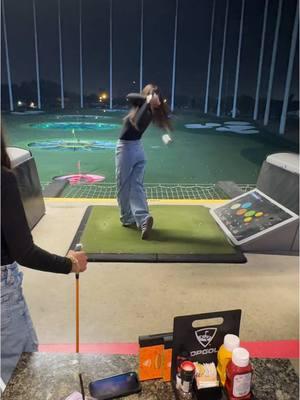 A little family competition at @Topgolf !! #golf #topgolf #bestdad #rgv #golffamily #Love #girldad #driver #family #friends #familylove #familytime #par #kidsoftiktok #palmview956 #zamarripafamily #fyp #foryou #zamarripasisters #christmas #december #valentina #girlgolfer @Camelia & Khaleesi @Pablo Jr @𝒗𝒂𝒍𝒆𝒏𝒕𝒊𝒏𝒂 ♡ 