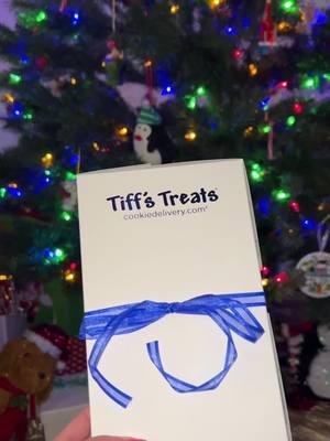 Delish per usual @Tiff’s Treats Cookie Delivery #fyp #foryou #foodtik #food #Foodie #cookies #cookiereview #cookietiktok #tiffstreats #tiffstreatscookiedelivery #christmas #christmascookies 