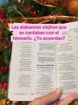 ¿Te acuerdas de las alabanzas viejitas que se cantaban con el himnario? Alabar a Dios con el corazón es lo mejor. #musicacristiana #alabanza #alabanzas_cristianas #alabanzas #himnosviejitos #iglesia #evangelio #coros #coroscristianos #himnos #himno #tiktokcristiano 