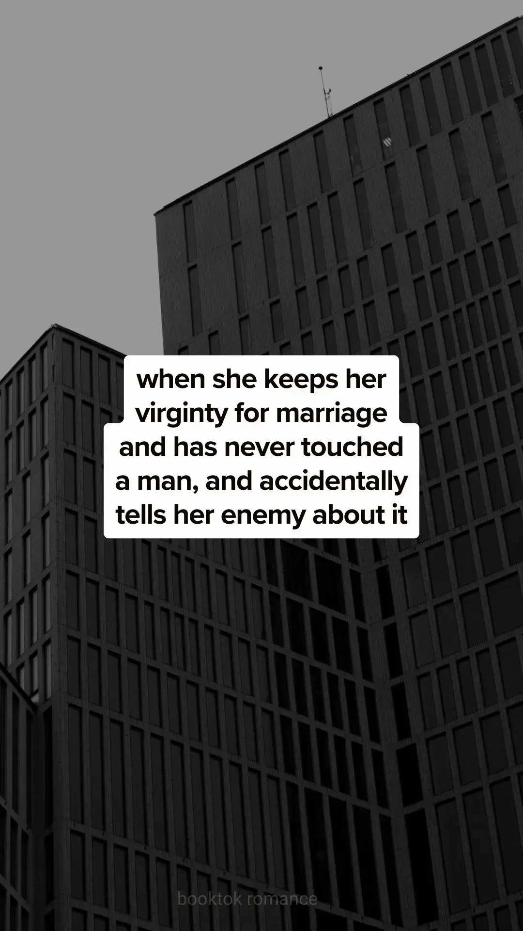 #book #mcromancebooks #mcromance #steamyromancerecs #possessivebookboyfriends #darkromancetrope #readersofbooktok #darkacademiabooks Book is 📚The Darkest Note by Nelia Alarcon📚