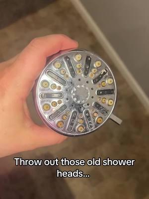 Level up, and get yourself a filtered shower head!! You wont regret it. #showerhead #showers #relaxandunwind #hairtok #hardwater #dyedhair #haircare #haircareroutine #spatime #showeressentials #showercleaning #tiktokshopfinds #homeimprovement #homeproducts #newyearnewme #tiktokmademebuyit #newnew 