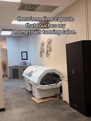 down to the smell. #tanningsalon #tanninglotion #tanningbooth #tanningbed #nostalgia #spraytan #timecapsule 