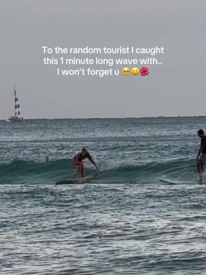 Omgosh this was so wholesome #surfing #surfer #hawaii #beach #waikiki #waikikibeach #fyp #foryoupage #tiktokdoyourthing #fypシ #hawaiian #surf #longboard #bikini #modeling #oahu 