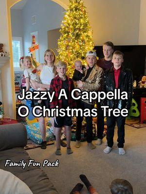 O Christmas Tree/Angels a cappella quintet. This is one of my favs!!! #jazzy #ochristmastree #ohchristmastree #angelswehaveheardonhigh #christmasmusic #christmassong #acappella #familysinging #ffpmusic #acapella #musician #musiciansoftiktok 