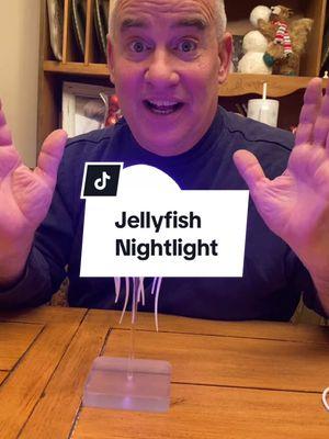 This is such a cool nightlight for all ages!! #jellyfishnightlight #jellyfishlight #tiktokholidayhaul #giftforteens  #giftsforkids #movingjellyfishlight 