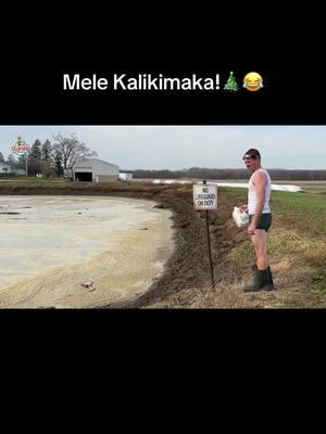 #farmerblake #iowa #dairy #melekalikimaka #shittersfull 