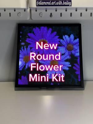 Round diamond mini kit from @Temu                #diamondartaddict #diamondart #diamondartpaintings #diamondpainting #diamondpaintingaddict #diamondpaintingtiktok #diamondpaintings #diamondpaintingasmr #asmr #asmrsounds #flower #flowers #newfinds #temu #temufinds #5ddiamondpainting #flowertok #flowerart #DIY #diyart #diyproject #diyprojects #sparkle #round #diamond #christmastime 