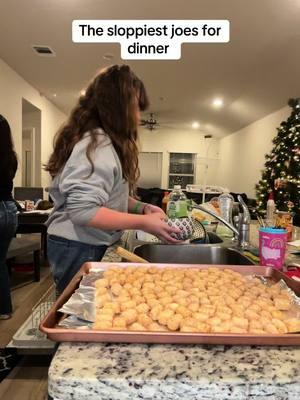 Dont be afraid of seasoning your food lol it makes it 100x better #dinner #DinnerIdeas #sahm #sahmlife #sloppyjoe #fyp #foryou #cook #cooking #familymeal #family #familytime #relateable 