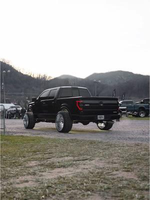 she clean up nice (Via - @Carter_Has_A_Camera) #fyp #f150 #capcut #highquality #26x14 #trucksoftiktok #fordperformance #showdowninthevalley #trucktok #showtruck #truckedits #trending #ford #colorgrading #truckrollers #viralvideo #fordf150 #bubbatruck🌾 