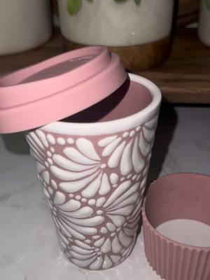 🎀Im obssesed! Pink  #and Gray available for his and hers gifts 🎁🎄 #creatorsearchinsights#christmadgiftsideas #giftsforher#giftsforgirlfriend #hisandhers #giftideas #gift#giftguide #perfectmug #traveltumbler #talavera #pink#pinkcups #pinkaesthetic #coquette #pinkcoquette #coffee#coffeeathome #coffeeaesthetic #coffeeaddiction #sahm#fy#fyp#wfhmom #workmusthaves #officemusthaves #morningcoffee#coffeetogo 