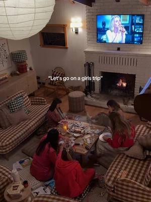 The perfect girls trip to the moutains 💌✨ #girlstrip #girlsnight #christmasgetaway #girlsgetaway #visionboard #pizza #pizzanight #girlythings 