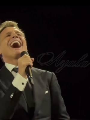 Pues teniéndolo todo nada te puedo dar...🎶 📽 A. Ayala | 10 Dic 24 🇲🇽 2/2 #luismiguel  #luismigueltour2024 #luismiguelenconcierto #luismiguelenvivo #luismiguelfan #luismiterapia #luismimania #luismilovers #luismiforever #elsoldemexico #micky #leyenda #leyendaviviente  #luismiguelenmexico  #luismiguelencdmx #luismiguelenciudaddemexico #cdmx #ciudaddemexico #arenacdmx #arenaciudaddemexico #luismiguelentiktok #parati #viral #tendencia #fpy  . . . . . . @la.barbie.ayala