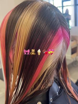 giving my client neapolitan hair but its ~pastel~ 🎀🧸🍦🍫💝 So in love with how this turned out <3 now booking for February 🎀 DM to book! Prep @K18 Hair  Lift and naturals @SchwarzkopfUSA  Pink @Pulp Riot Hair  Style @AIIR Professional and @Bed Head by TIGI  ••• #schwarzkopf #schwarzkopfusa #k18 #k18hair #k18results #blonde #blondehair #chunkyhighlights #alt #stylist #bedheadbytigi #gilberthair #gilberthairstylist #arizonahair #arizonahairstylist #mesahair #mesahairstylist #pulpriot #pulpriothair #freshcolor #chunkyhighlights #hairtransformation #pinkhair #hairappointment #hairinspo #neapolitanhair #neapolitan #pastelhair #aiirprofessional #aiirforce #bedheadbytigi 