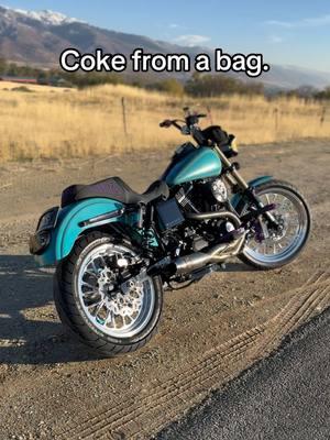 She only gets better.  #harleydavidson #bikesoftiktok #BookTok #dyna #bikelife #motorcycle 